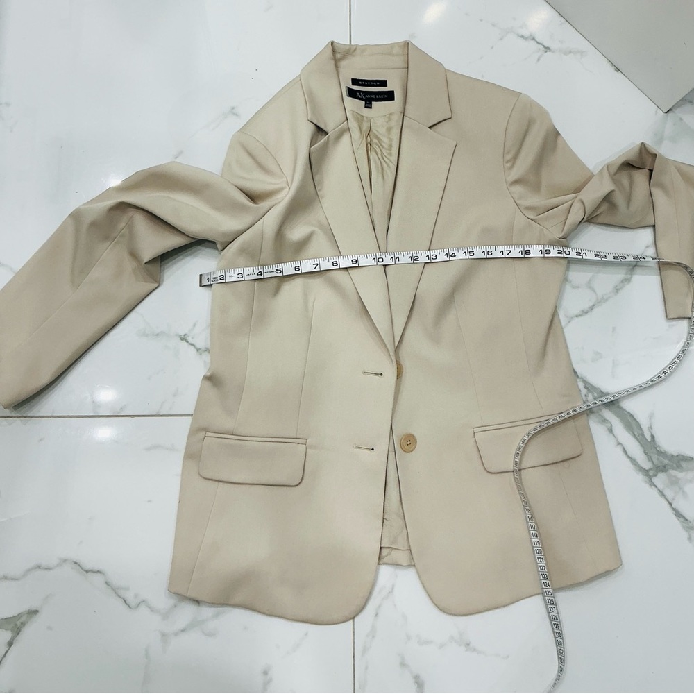 Nice Elegant Blazer - image 8